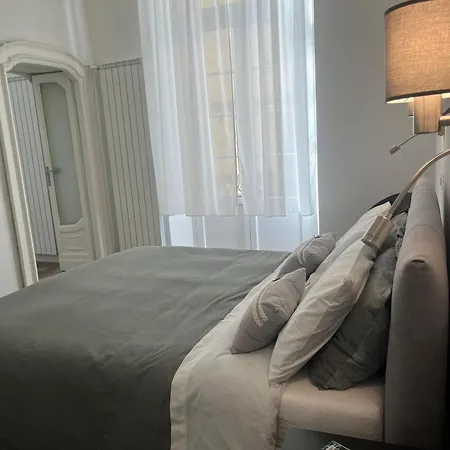 Living With Balcony - Center, Near The Lejlighed Como