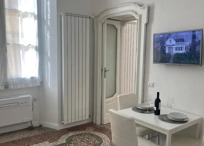 Living With Balcony Appartement